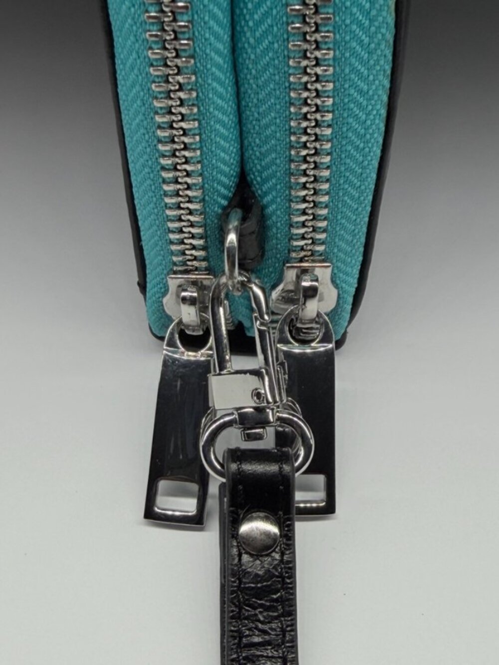 LODIS Black Leather Double Zip Wristlet Wallet Teal & Black Silver Hardware NWT - Picture 4 of 14